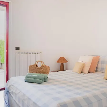 Sea Garden Tre Ponti Prestige 4 Beds Private Parking Holiday home *